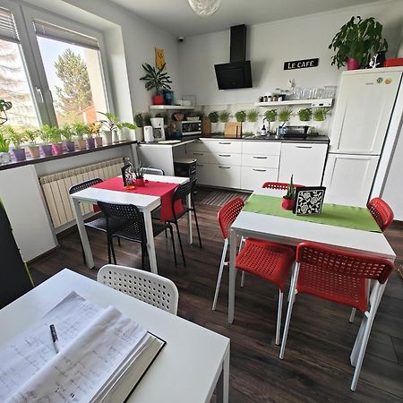 7Th Room Guest House Освиенцим Екстериор снимка
