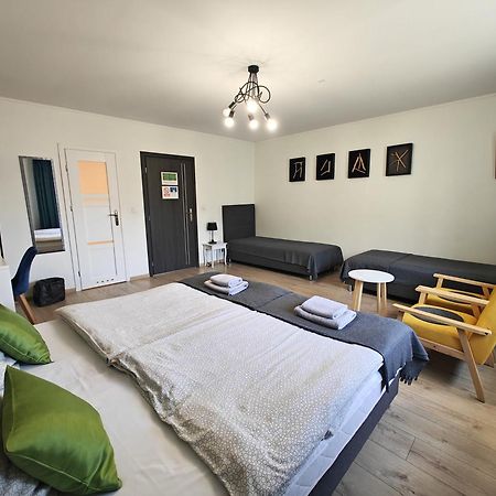 7Th Room Guest House Освиенцим Екстериор снимка